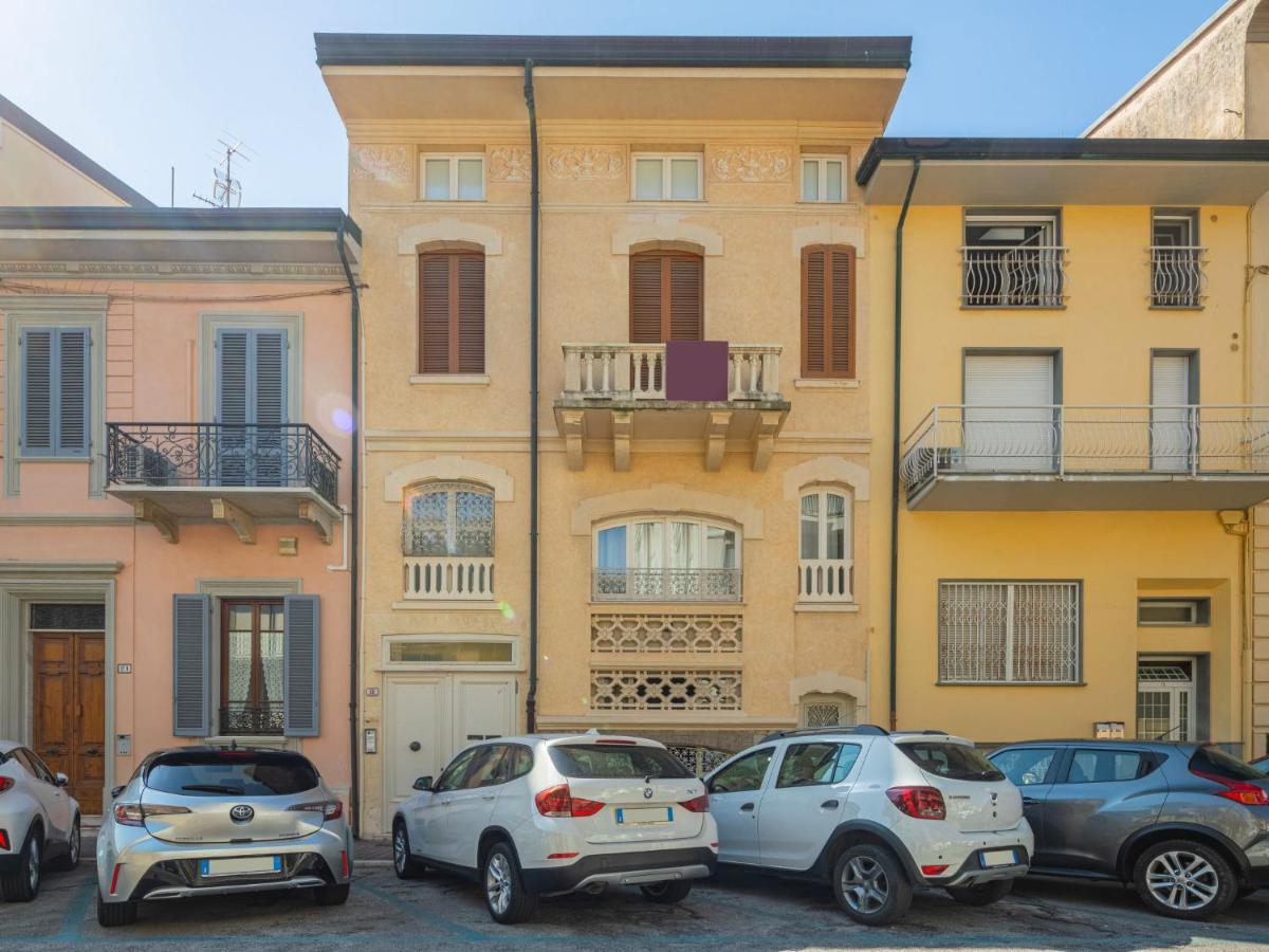 Apartment Lungomare By Interhome Viareggio Exterior foto